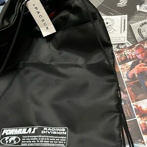 🏎️ ⚫️🏎️• PACSUN x Formula 1 x SackPack Vibes…